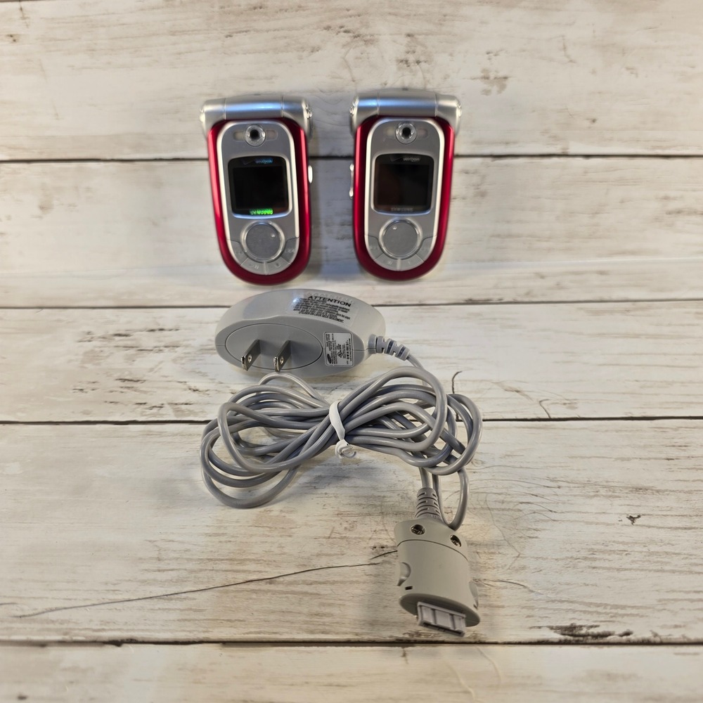 2 Vintage Samsung SCH-A950 Flip Phones Red & Silver TESTED WORKING